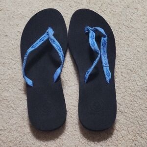 NEW Reef Flip Flops Sandals